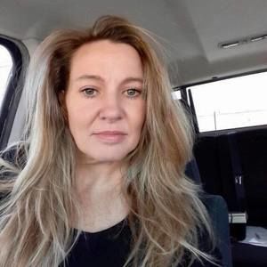 Meet your Posher, Debra